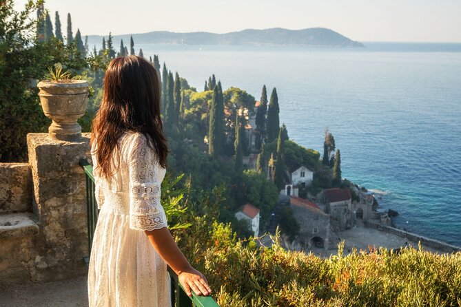 Kings and Dragons: A Game of Thrones Private Tour in Dubrovnik - Kolorina Bay and the darker side of the series