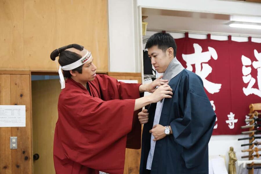 Kyoto : Samurai Movie Star Experience at Myokaku-ji Temple - Filming your own samurai action scene