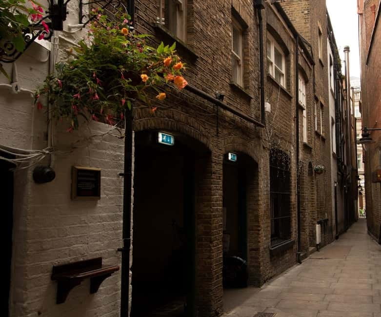 Lights, Camera, London! Movie Locations Walking Tour - Is $18 good value for two hours?