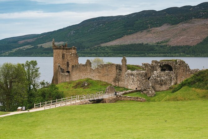 Loch Ness, Outlander and Highlands Private Chauffeur Tour from Inverness - Clava Cairns: stones, burials, and Outlander connections