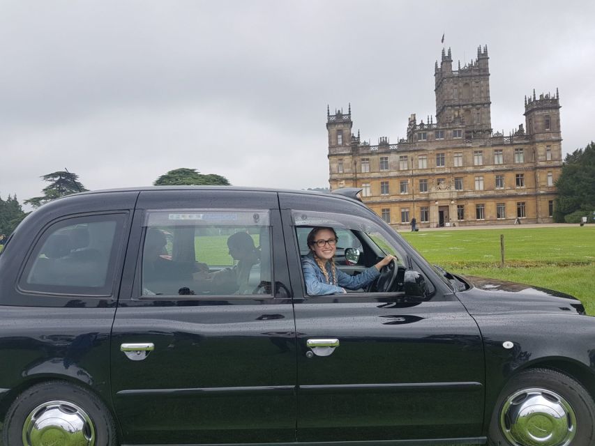London: Downton Abbey Countryside Black Taxi VIP Tour - Leaving central London for Oxfordshire
