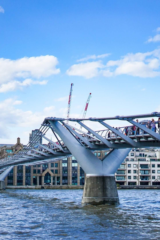 London: Guided Thames Cruise and Harry Potter Walking Tour - Cecil Court and Goodwin’s Court