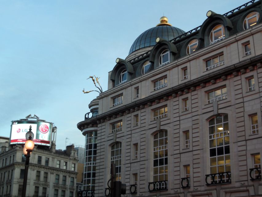 London: Harry Potter 3-Hour Private Walking Tour - The Leaky Cauldron and Diagon Alley