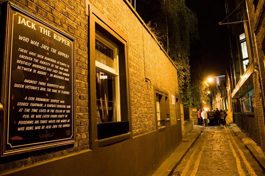 London: Harry Potter and Jack the Ripper Combo Tour - Borough Market and London Bridge