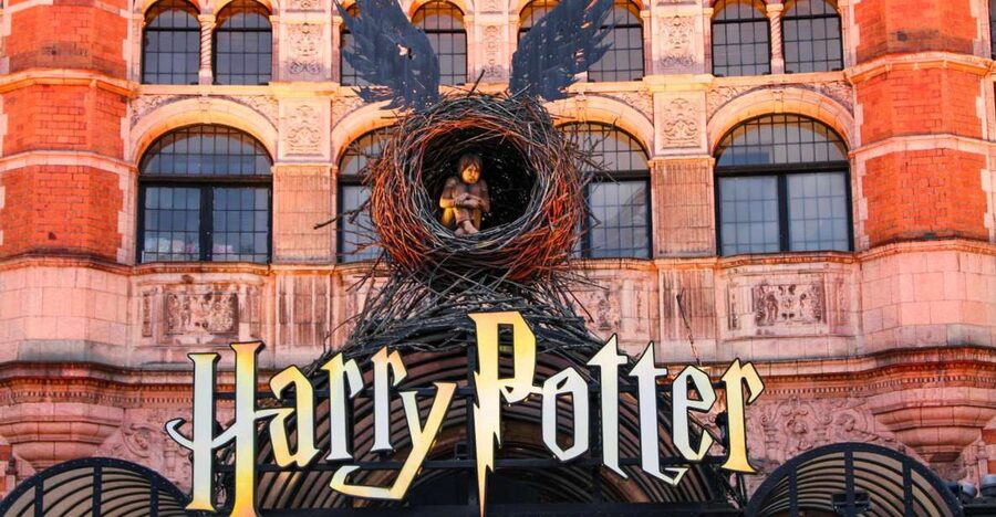 London: Harry Potter Filming Locations Sightseeing Tour - The Clink Prison Museum and a darker mood