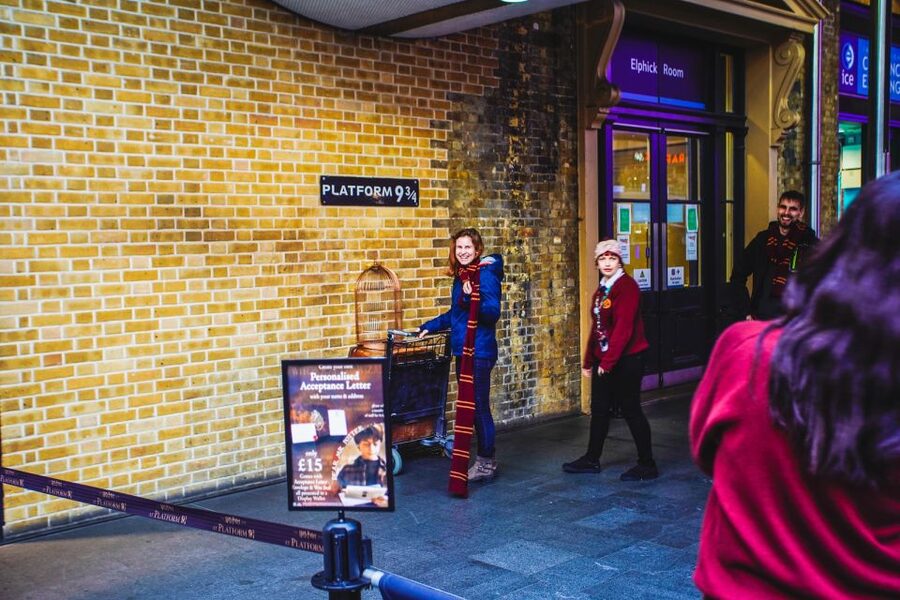London: Harry Potter Movies Walking Tour (Kids Go Free) - House of Spells and the second shop stop