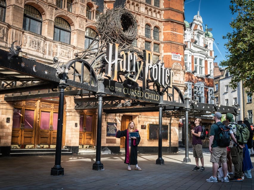 London: Harry Potter Tour and London Bridge Tombs Experience - Southwark and London Bridge finish the city walk