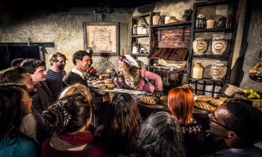 London: Harry Potter Tour, River Cruise & The London Dungeon - Two hours inside the London Dungeon