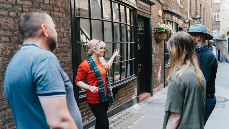 London: Harry Potter Walking Tour (& Bottle of Butterbeer) - Borough Market and the Leaky Cauldron