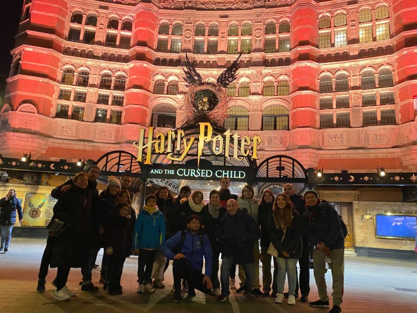 London: Harry Potter Walking Tour with Thames River Cruise - Trafalgar Square, Gringotts, and the final Potter streets