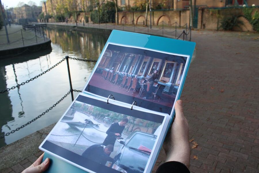 London: James Bond Filming Locations Bus Tour - Guide quality and the stories between stops
