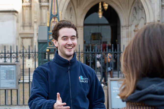 London: Landmarks Walking Tour & Harry Potter Walking Tour - Buckingham Palace, St James’s, and royal London