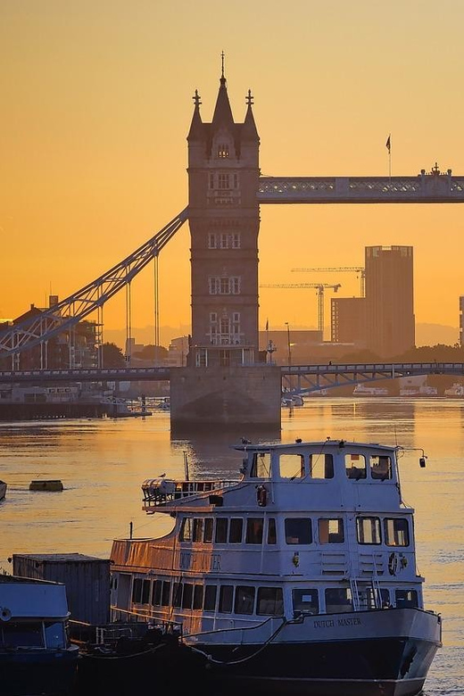 London: Private Family Harry Potter Movie Locations & Cruise - Two Tube rides, then a change of scene