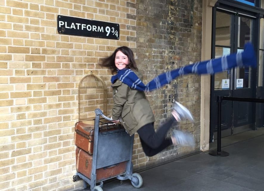 London: Private Family Harry Potter Movie Locations & Cruise - Millennium Bridge and London Bridge