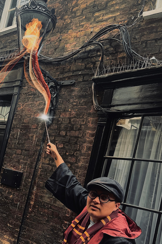 London: The Harry Potter Walking Tour with Potter-Vision - The Tube to Westminster and Harry’s route
