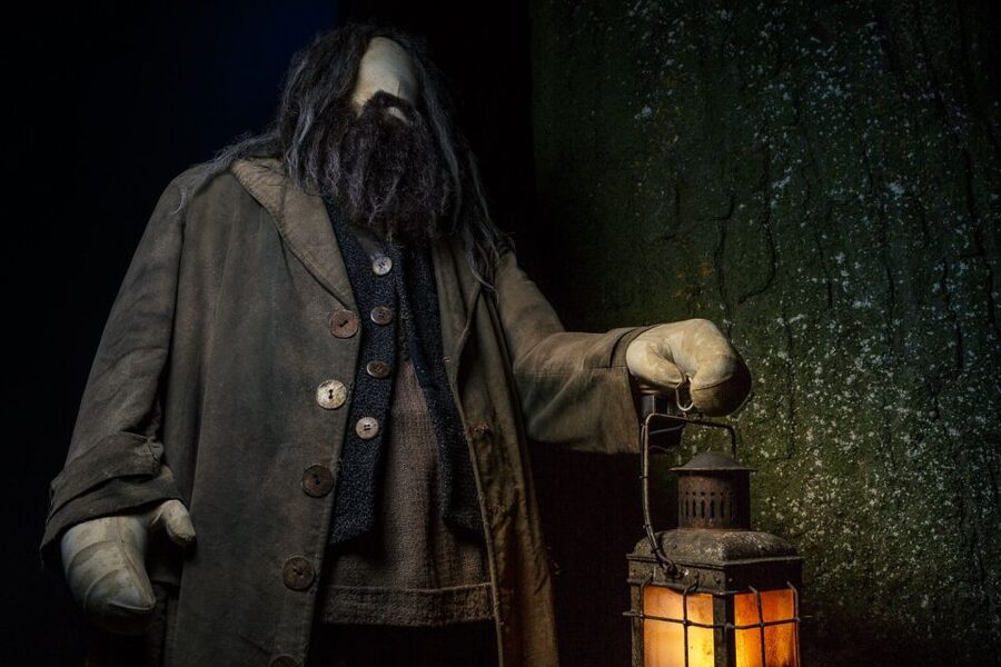 London: Warner Bros. Studio Harry Potter Tour with Transfers - The Forbidden Forest and film creatures