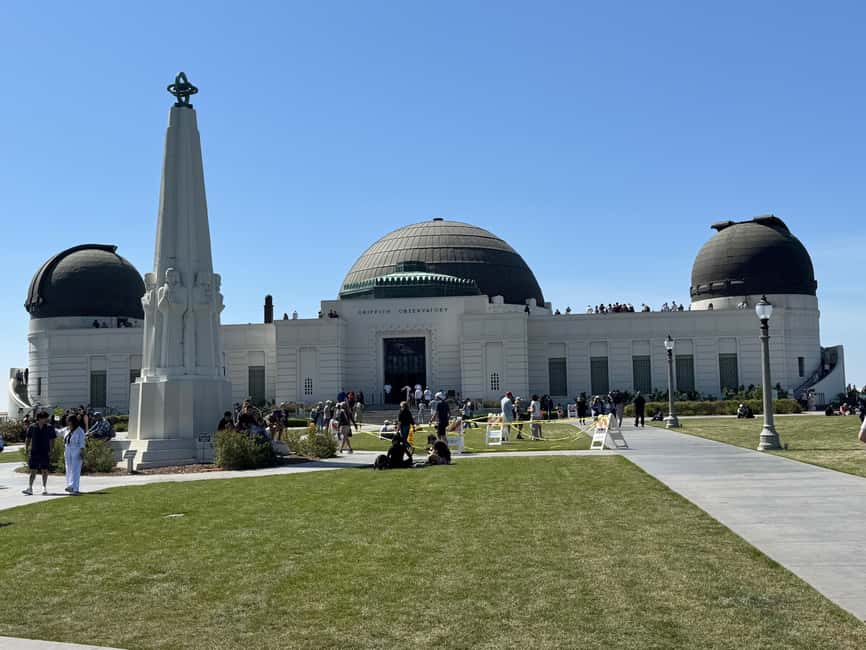 Los Angeles: 4.5-hour tour in an SUV Hollywood/Beverly Hills/G. Observatory - Sunset Strip and the Hollywood Boulevard icons
