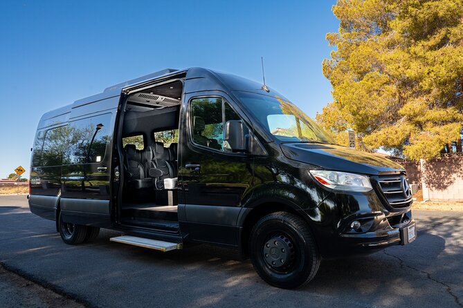 Los Angeles and Hollywood Small Group Day Tour from Las Vegas - The early pickup and the long road west