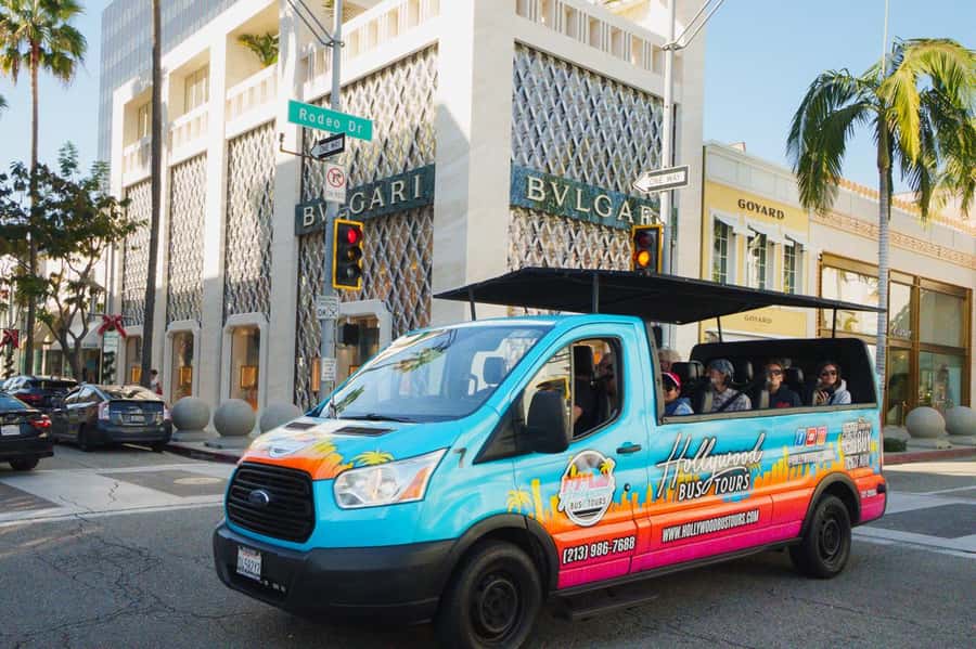 Los Angeles: Celebrity Homes and Hollywood Open-Air Bus Tour - What this Los Angeles bus tour actually delivers