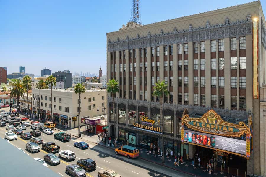Los Angeles: Celebrity Homes and Hollywood Open-Air Bus Tour - Comfort, weather, and photography