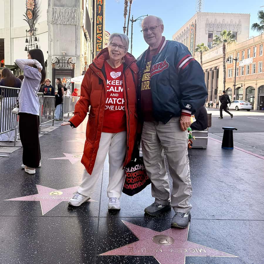 Los Angeles: Guided City Tour of Hollywood & Beverly Hills - Sunset Strip connects music, nightlife, and old Hollywood