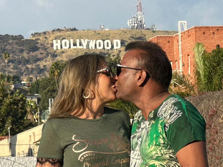 Los Angeles: Guided City Tour of Hollywood & Beverly Hills - Celebrity homes come with realistic expectations