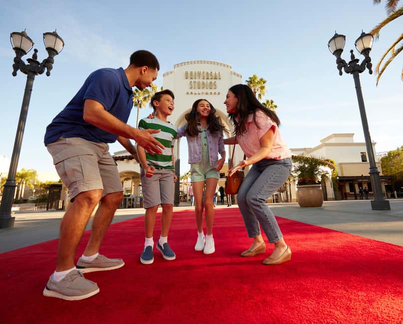 Los Angeles: Universal Studios Hollywood & Bus Tour Package - Two days that show different sides of Los Angeles