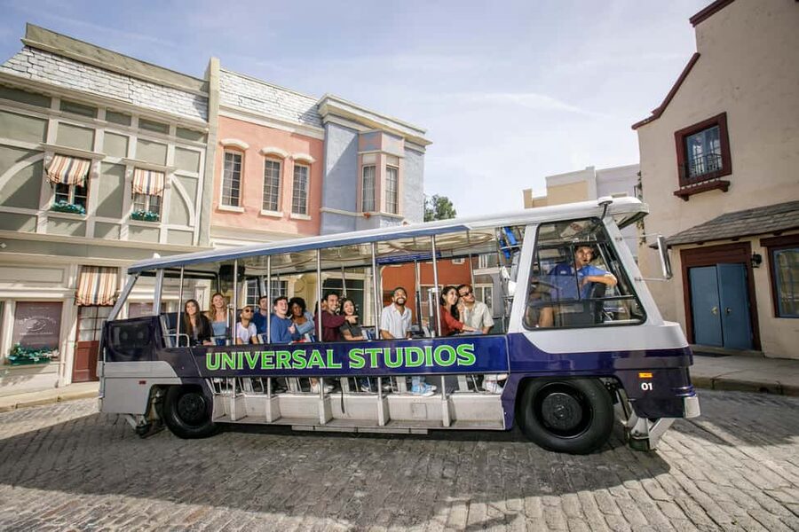 Los Angeles: Universal Studios Hollywood & Bus Tour Package - Choosing between celebrity homes and the hop-on bus