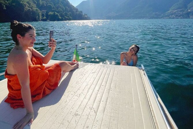 Luxury Boat Tour on Lake Como: Prosecco, Movie Locations & Music - Three hours for the lake’s major highlights