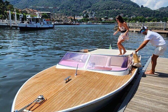 Luxury Boat Tour on Lake Como: Prosecco, Movie Locations & Music - Four hours to reach Bellagio and beyond