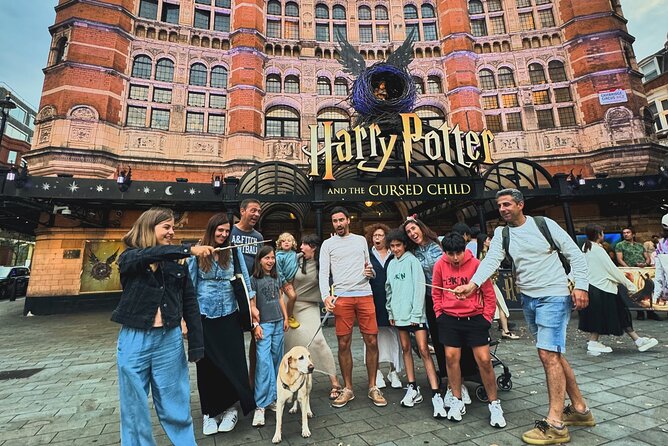 Magical Harry Potter tour in Spanish, ! You choose the option! - Crossing the Millennium Bridge with the Death Eaters in mind