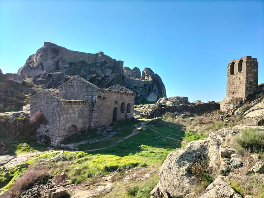 Monsanto (TV Game of Thrones): Private Day Tour from Lisbon - Walking through Portugal’s stone village