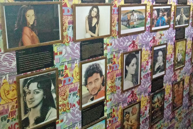 Mumbai Bollywood Studio Guided Tour - Bandstand Promenade and Shah Rukh Khan’s Mannat
