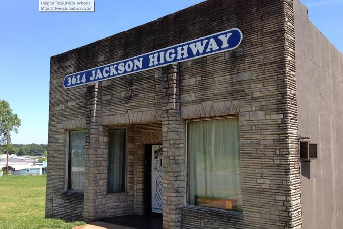 Muscle Shoals Sound Studio Tour in Sheffield Alabama - The stories behind the famous recordings