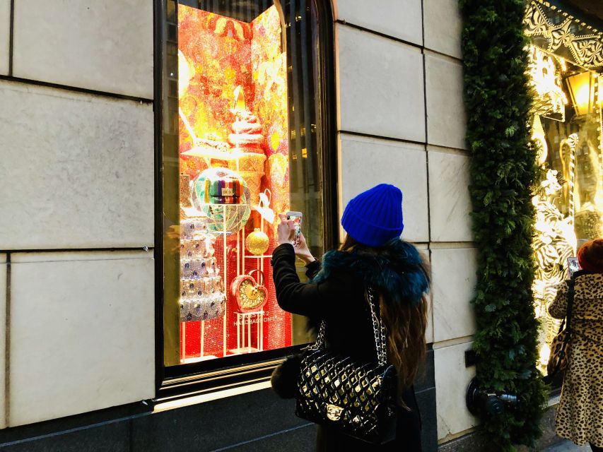 New York Holiday Lights and Movie Sites Bus Tour - The highlights at a glance