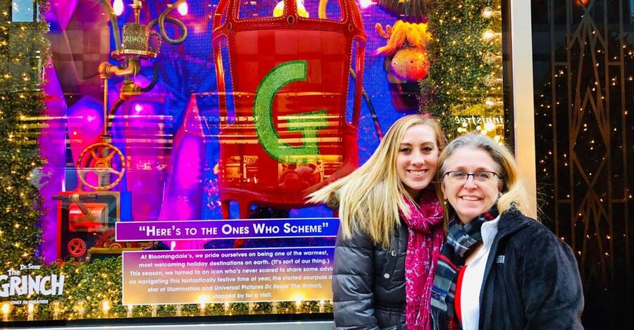 New York Holiday Lights and Movie Sites Bus Tour - Buddy’s apartment and the movie-location trail