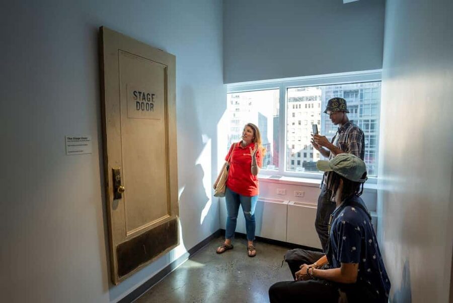 NYC: Broadway Secrets & Behind-the-Scenes Studio Tour - Why the small group changes the experience