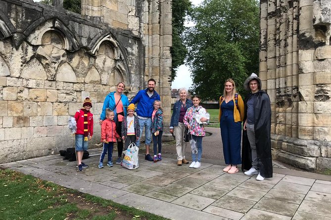 Original Harry Potter Locations Tour : Guided Tour of York - Sorting Hats, Team Quizzes, and Games