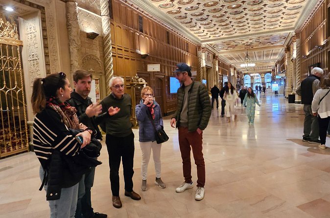 Oscar History and Film Set Studio Tour at the Biltmore Hotel - The Gold Room and Prohibition stories