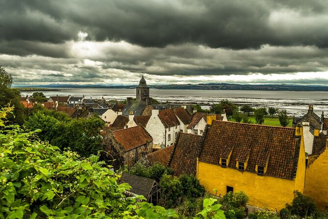 Outlander and Castles Film Locations Day Tour from Edinburgh - Midhope Castle and Jamie Fraser’s Lallybroch