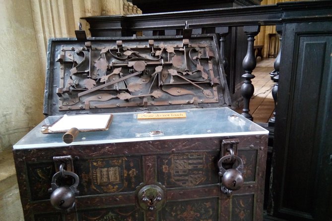 Oxford Harry Potter Insights entry to Divinity School PUBLIC Tour - Why the guides matter so much