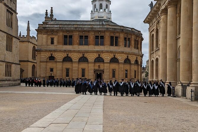 Oxford University and Harry Potter Tour with Live Entertainment - Balliol College and the playful side of student life