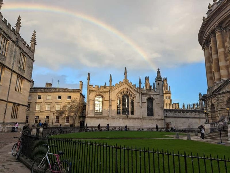 Oxford Walking Tour: Magic, University & Harry Potter Sites - Shane’s storytelling and the student perspective