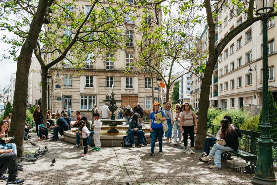 Paris: Emily TV Show Locations Guided Walking Tour - Avenue de l’Opéra and the final stretch