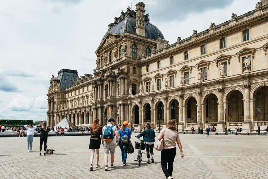 Paris: Emily TV Show Locations Guided Walking Tour - Cour du Commerce Saint-André and the old Paris alley