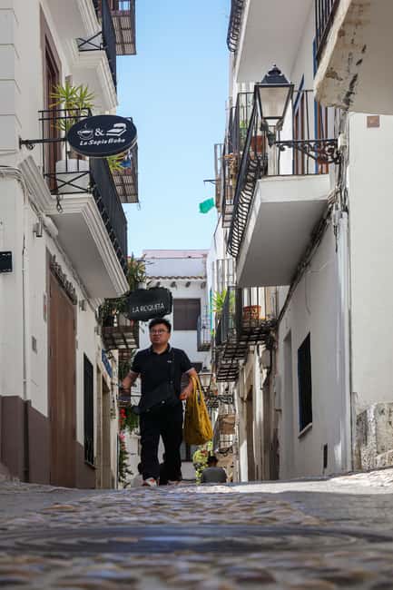 Peñíscola Day Tour: Game of Thrones, Castle Lunch, & Beach Time - Ninety minutes for the beach or your own Peñíscola
