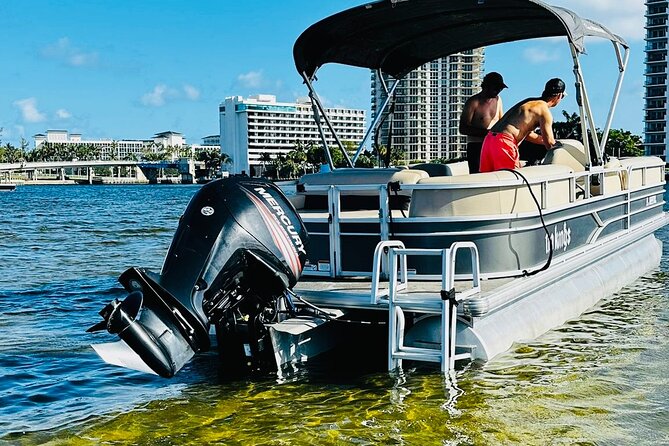 Pontoon Boat 26ft (12pp/115Hp) - Hollywood - FLL - SunBoat rental - Starting at Marina Pavilion in Dania Beach