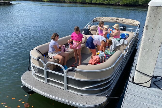 Pontoon Boat 26ft (12pp/115Hp) - Hollywood - FLL - SunBoat rental - Is $400 a fair price for 12 people?