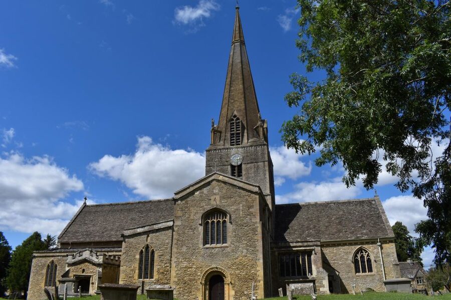 Private Downton Abbey Day Tour, including Pub Lunch - Who will enjoy this day most