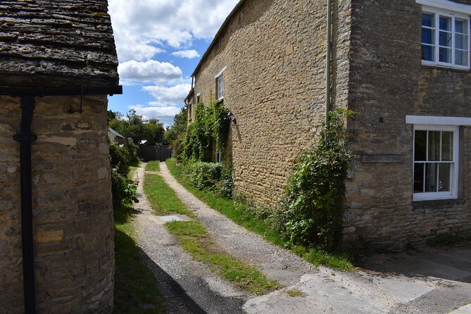 Private Downton Abbey Tour, including Bampton, Cogges Farm, and Highclere - What the private format is worth